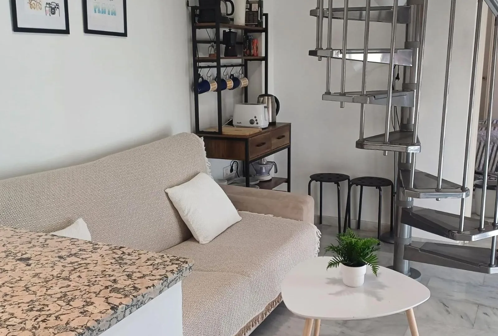 Apartamento Ático acogedor, céntrico y a 2 min de la playa. Fuengirola